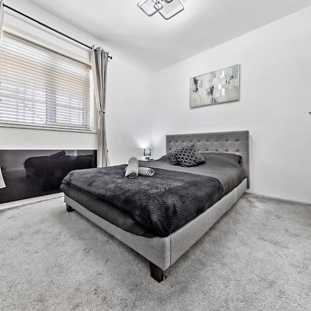 Bromley Serviced Apartments - Beckenham Place Park - London - 2 Bed House - Free Parking - 2 Beds 1 Sofabed Екстер'єр фото
