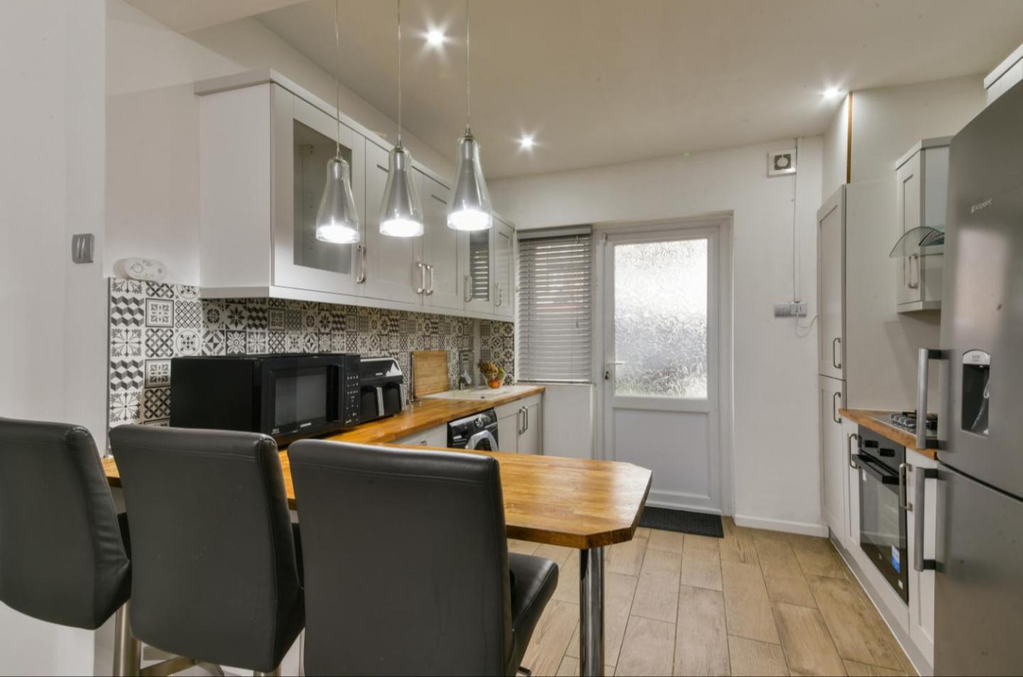 Bromley Serviced Apartments - Beckenham Place Park - London - 2 Bed House - Free Parking - 2 Beds 1 Sofabed Екстер'єр фото