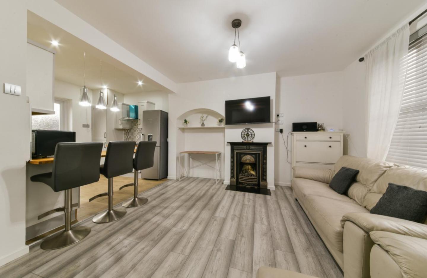 Bromley Serviced Apartments - Beckenham Place Park - London - 2 Bed House - Free Parking - 2 Beds 1 Sofabed Екстер'єр фото