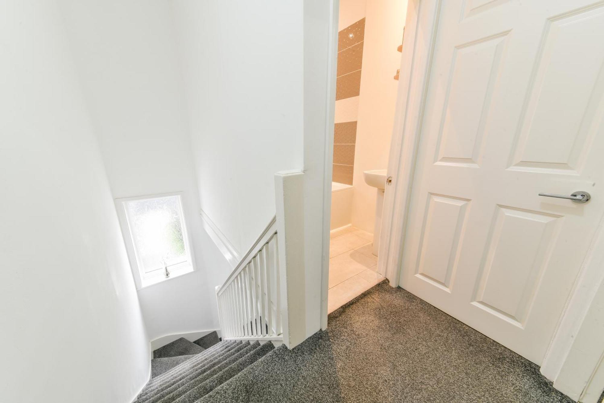 Bromley Serviced Apartments - Beckenham Place Park - London - 2 Bed House - Free Parking - 2 Beds 1 Sofabed Екстер'єр фото
