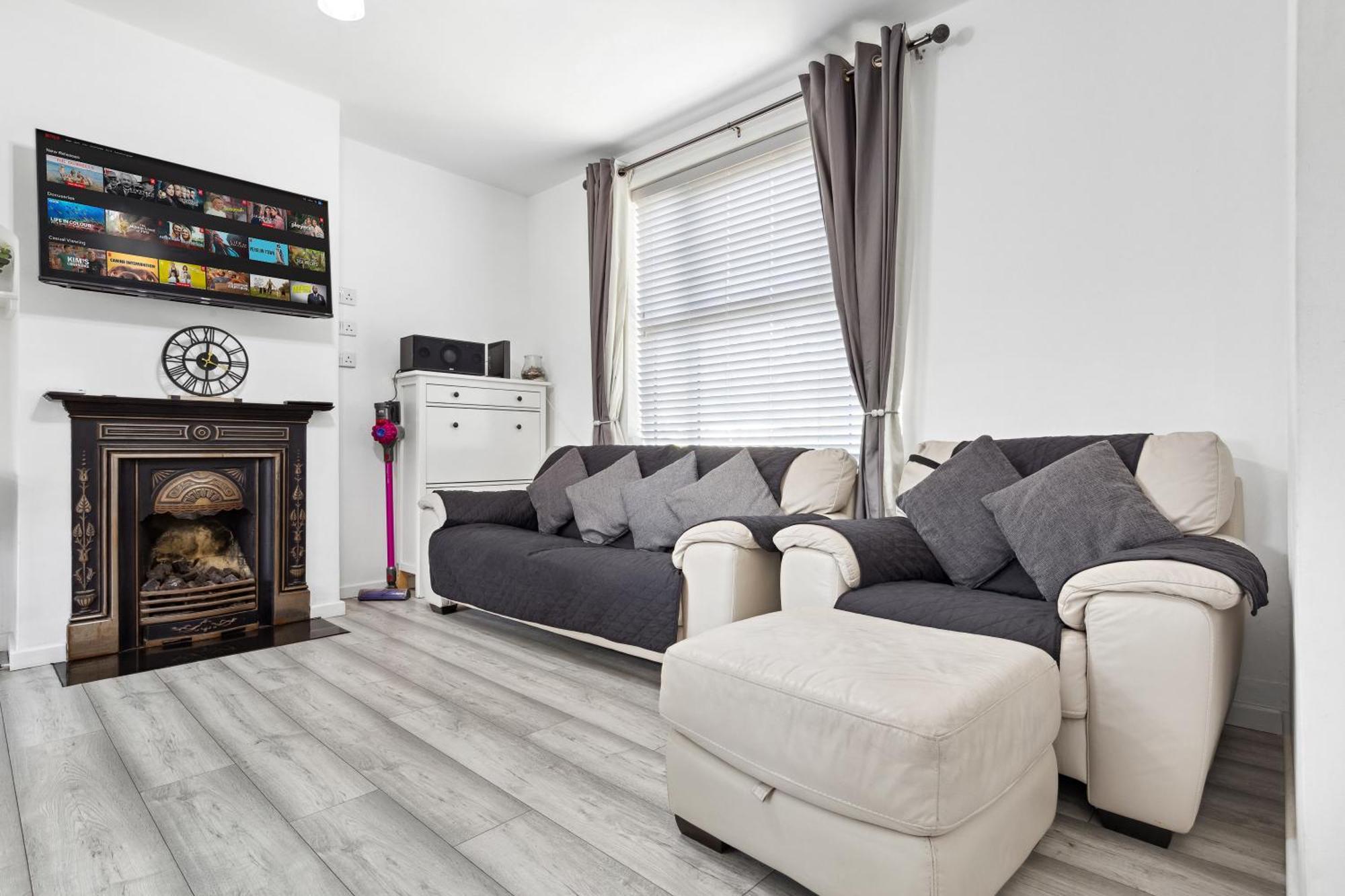 Bromley Serviced Apartments - Beckenham Place Park - London - 2 Bed House - Free Parking - 2 Beds 1 Sofabed Екстер'єр фото